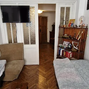  Apartamento Domum - The Comunist Rumanía